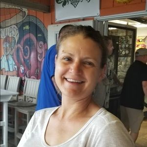 Meet your Posher, Stacy